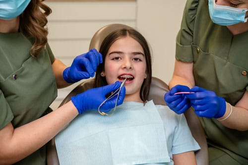 Aparat dentar Cluj - Ortodonție digitală cu alignere invizibile Spark și aparate clasice