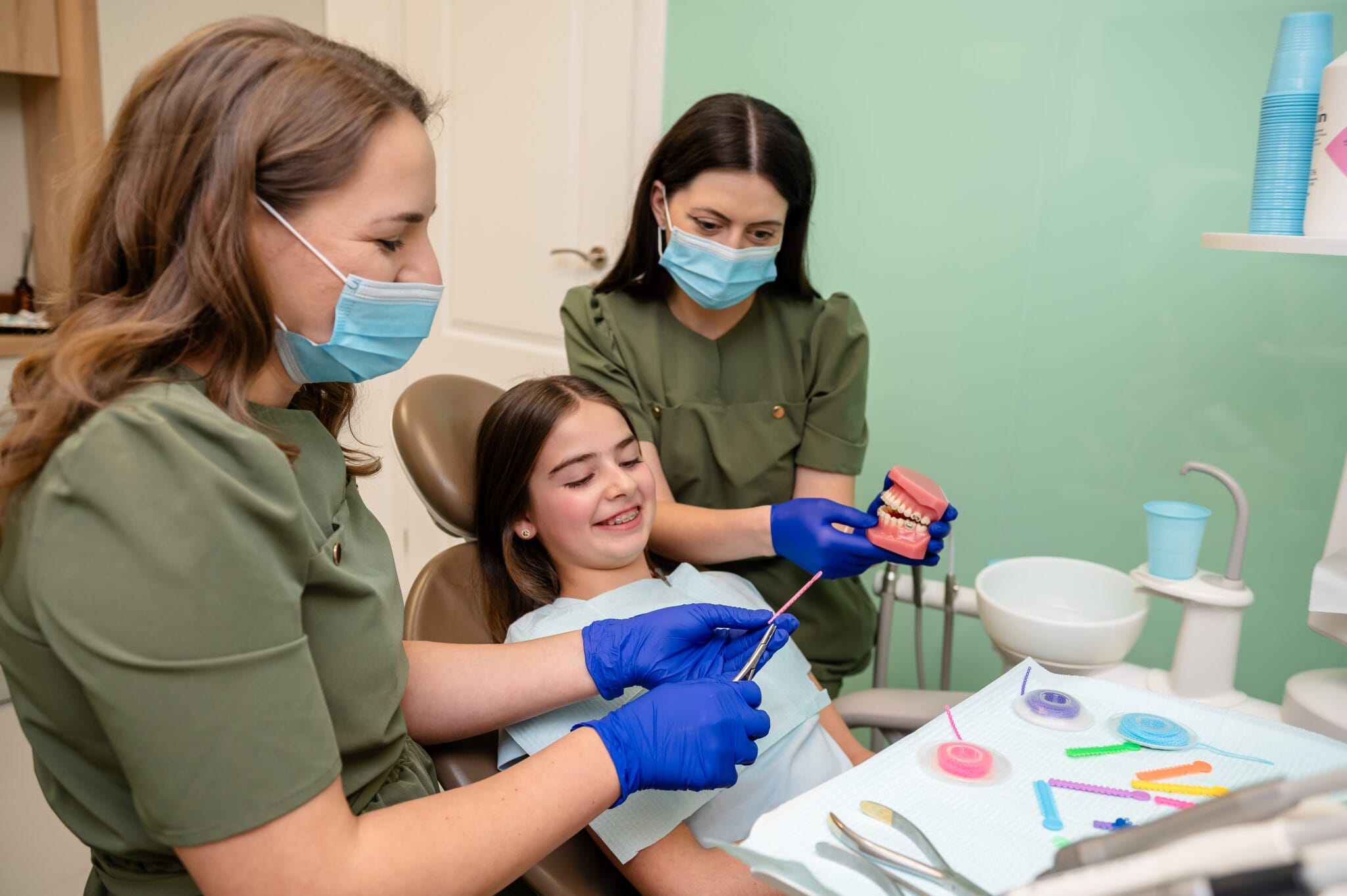 Aparat dentar în Cluj la Family Dent pentru copii și adulți